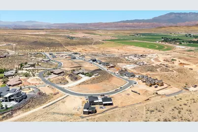 3261 S Cliffs Dr #31, Hurricane, UT 84737 - Photo 20