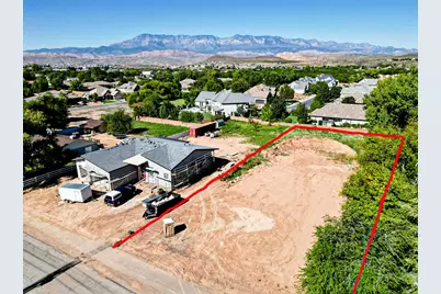 974 W 400 S, Hurricane, UT 84737 - Photo 1