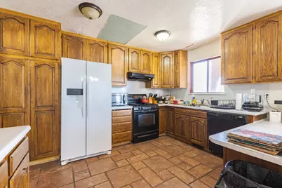 481 W 100 N, Hurricane, UT 84737 - Photo 4