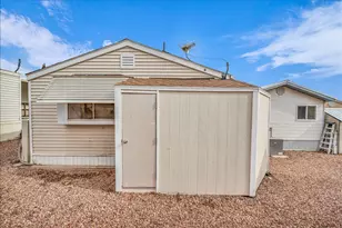 1150 W Red Hills Pkwy, Washington, UT 84780 - Photo 18