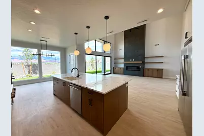 422 W Lamond Cir, Washington, UT 84780 - Photo 10