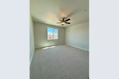 422 W Lamond Cir, Washington, UT 84780 - Photo 22