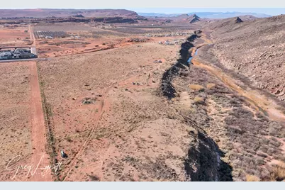 2162 S Turf Sod Rd, Hurricane, UT 84737 - Photo 6