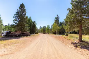 1270 W Strawberry Point Rd, Duck Creek, UT 84762 - Photo 30