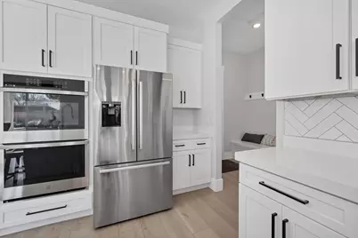 219 W Elinor Ln, Washington, UT 84780 - Photo 22