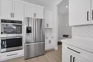 219 W Elinor Ln, Washington, UT 84780 - Photo 22