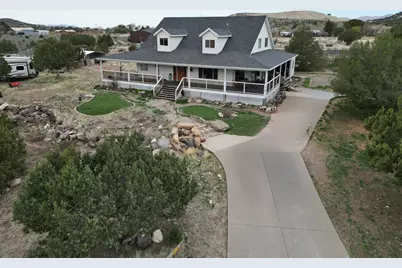 398 E Wells Fargo Dr., Brookside, UT 84782 - Photo 2