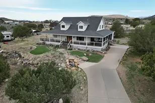 398 E Wells Fargo Dr, Brookside, UT 84782 - Photo 2