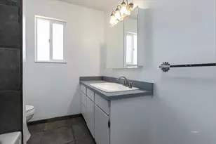 163 E 200 N, Kanab, UT 84741 - Photo 32