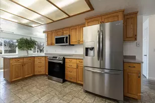 163 E 200 N, Kanab, UT 84741 - Photo 24