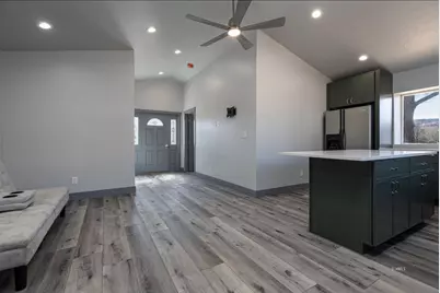 163 E 200 N, Kanab, UT 84741 - Photo 42