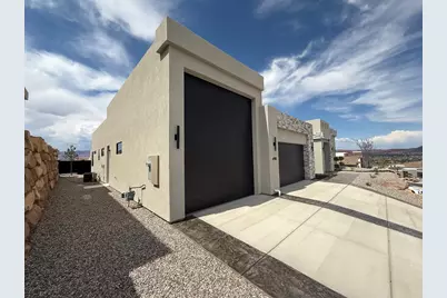 490 S Appian Way, Saint George, UT 84770 - Photo 6