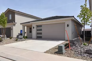 363 S Deep Creek Dr, Washington, UT 84780 - Photo 2