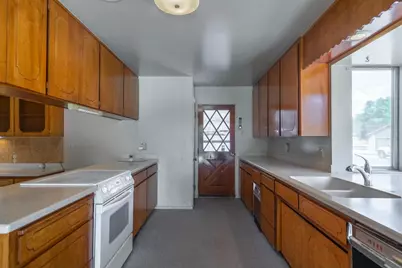 3136 Santa Clara Dr, Santa Clara, UT 84765 - Photo 12
