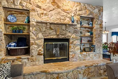 885 N Old Farms Rd, Dammeron Valley, UT 84783 - Photo 6