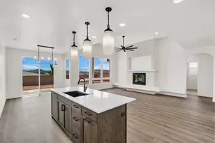 1928 N Chapman Dr, Washington, UT 84780 - Photo 6