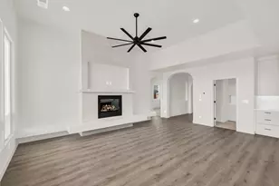 1928 N Chapman Dr, Washington, UT 84780 - Photo 10