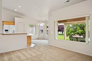 504 E Majestic Dr, Ivins, UT 84738 - Photo 6