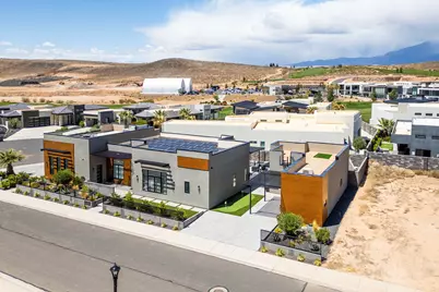 1450 W Torrey Pines Rd, Hurricane, UT 84737 - Photo 2