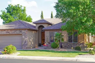 3879 London Ln, Santa Clara, UT 84765 - Photo 1