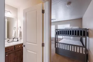 273 N Puerta Dr, Washington, UT 84780 - Photo 28