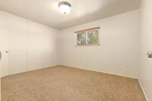 577 W 400 S, Hurricane, UT 84737 - Photo 12