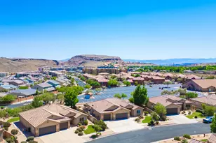 1574 N Sugar Plumb Ln, Washington, UT 84780 - Photo 2