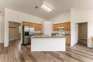 154 E Cyndi Ln, La Verkin, UT 84745 - Photo 4