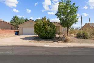 154 E Cyndi Ln, La Verkin, UT 84745 - Photo 2