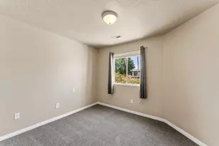 154 E Cyndi Ln, La Verkin, UT 84745 - Photo 16