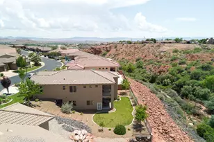 533 N Creek Ridge Cir, Washington, UT 84780 - Photo 6