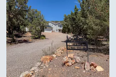 425 E Mule Deer Rd, Central, UT 84722 - Photo 1