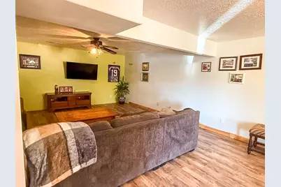 425 E Mule Deer Rd, Central, UT 84722 - Photo 36