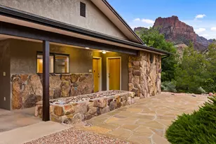 34 Valley View Dr, Springdale, UT 84767 - Photo 22