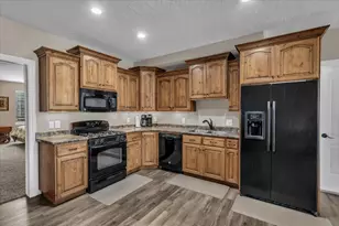 811 E Canyon Ridge Dr, Cedar City, UT 84721 - Photo 38