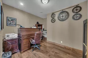 811 E Canyon Ridge Dr, Cedar City, UT 84721 - Photo 18