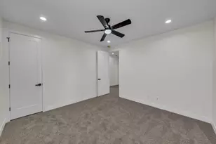 21 W Elinor Ln, Washington, UT 84780 - Photo 38