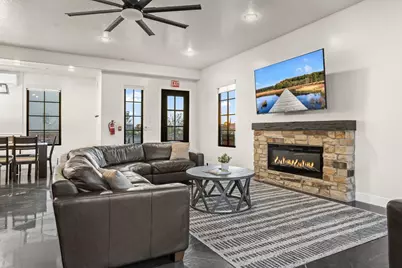 1460 S Windsor #6, Hurricane, UT 84737 - Photo 8