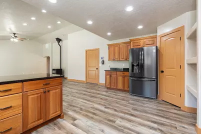 1054 E Ashdown Forest Rd, Cedar City, UT 84721 - Photo 14