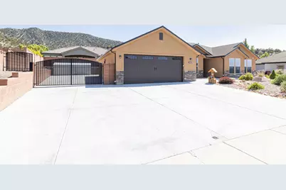 1054 E Ashdown Forest Rd, Cedar City, UT 84721 - Photo 4