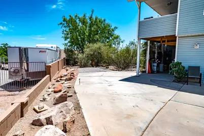 76 E 725 S, Ivins, UT 84738 - Photo 10