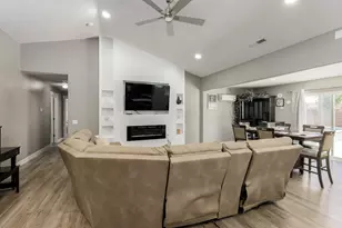 699 S 160 E, Ivins, UT 84738 - Photo 4