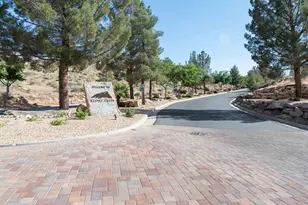 1557 Stone Cliff Dr, Saint George, UT 84790 - Photo 2