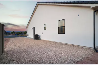 541 N 3380 W, Hurricane, UT 84737 - Photo 24