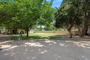 237 S 100 W, Hurricane, UT 84737 - Photo 30