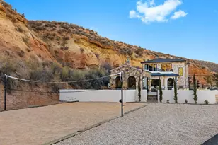 560 Vineyard Ln, Rockville, UT 84763 - Photo 62