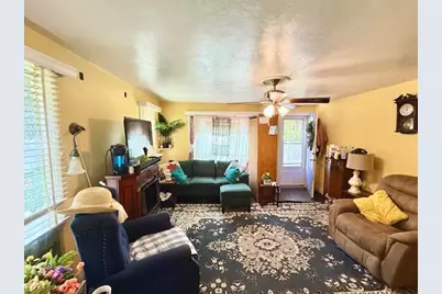 389 S 300 W, Hurricane, UT 84737 - Photo 10