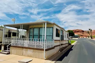 1150 W Red Hills Pkwy, Washington, UT 84780 - Photo 1