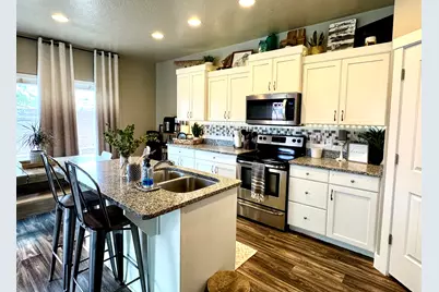 3642 E Altair Way, Saint George, UT 84790 - Photo 4
