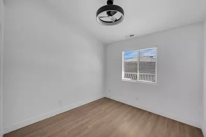 700 N Main St #L6, Washington, UT 84780 - Photo 14